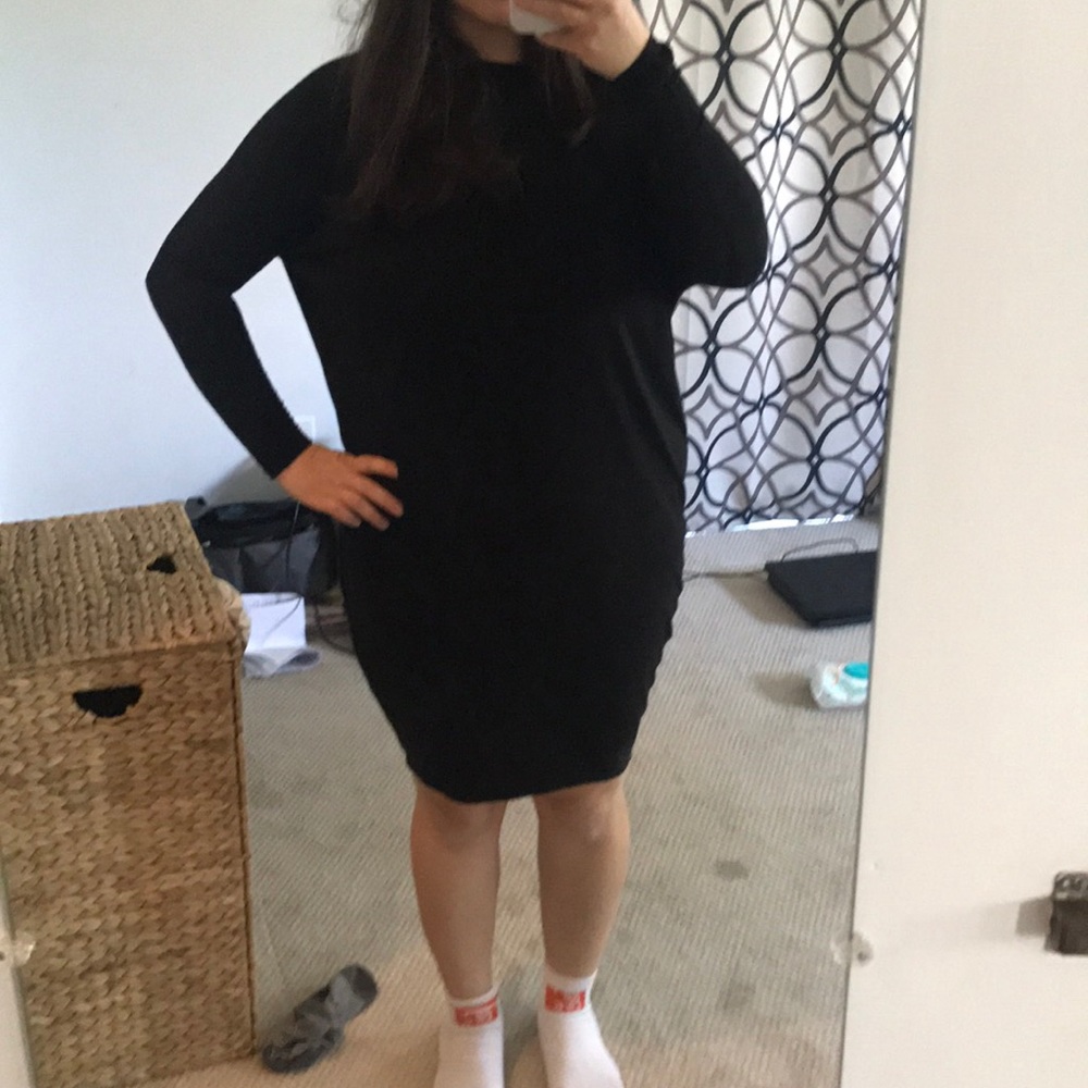 Black cacoon dress